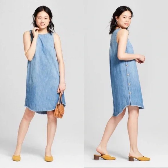 Universal Threads Women’s Chambray Denim Sleeveless Raw Hem Mini Dress Size XS - Picture 3 of 4